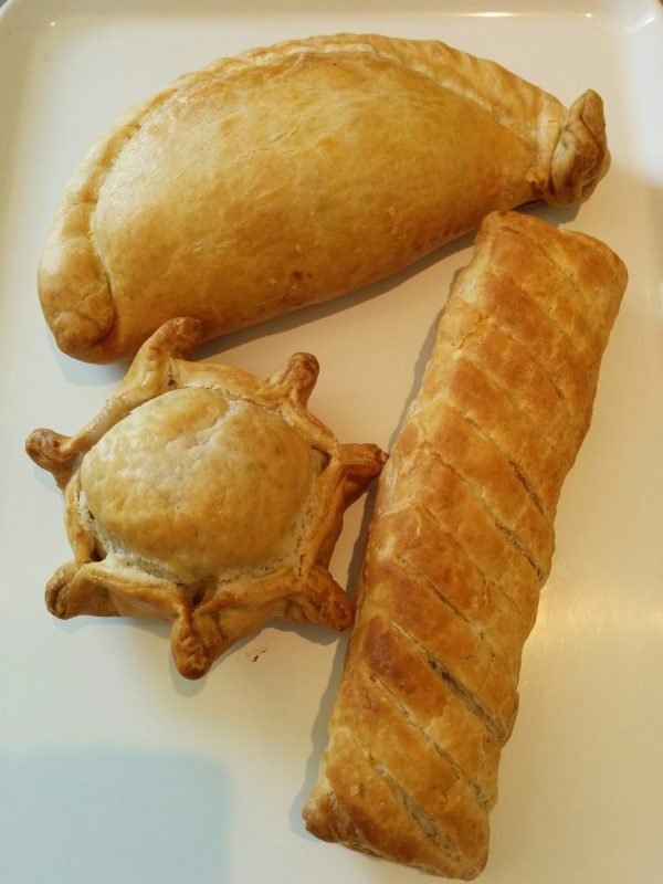 Small Hand Raised Pork Pies Crantocks Uncooked 145g